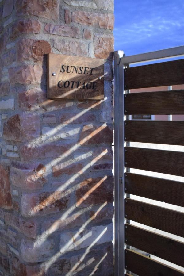 Sunset Cottage 2 卡萨米尔 外观 照片
